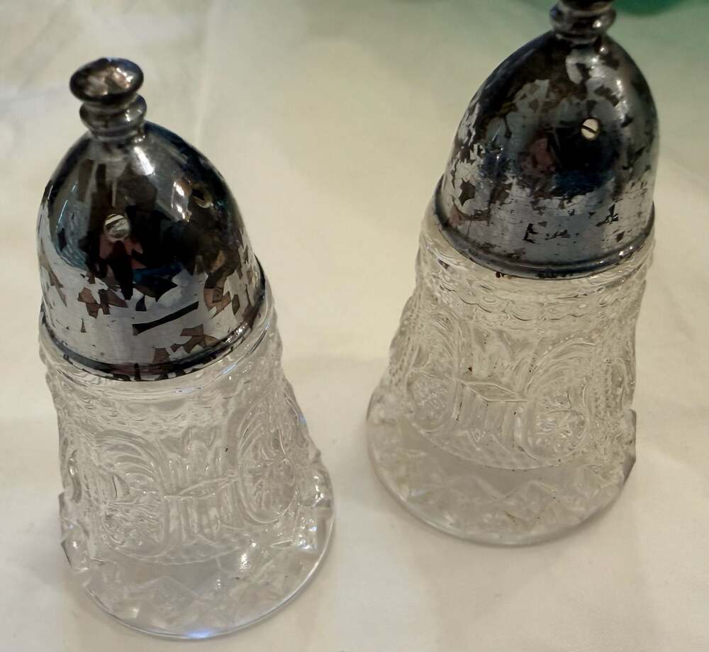Vintage Duncan & Miller Sandwich Clear Pattern Glass Salt and Pepper Shakers wit
